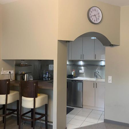Luxurious Flat In Bondy, Apartment Екстериор снимка