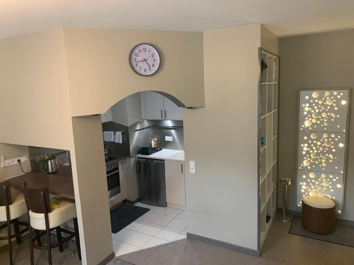Luxurious Flat In Bondy, Apartment Екстериор снимка